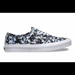 Vans blue floral lace up canvas sneakers
